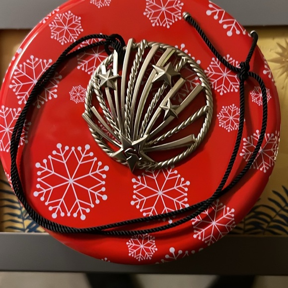 David Yurman Christmas ornament - Picture 5 of 7